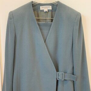 Jones New York, Asymmetric dove grey suit